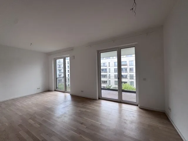 Willkommen in der Europacity: 3-Zimmerwohnung mit 2 Balkonen und EBK — photo 1